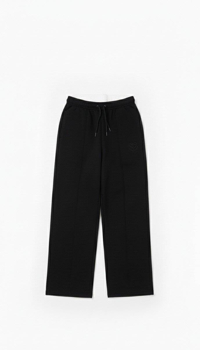 Signature Embroidered Boxer Sweatpants In Black